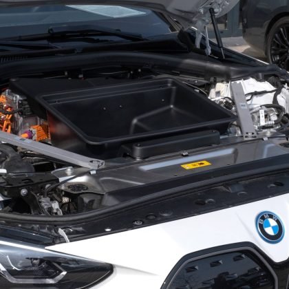 FRUNK for BMW i4 2022- (eDrive35 / eDrive40, without M Sport suspension)